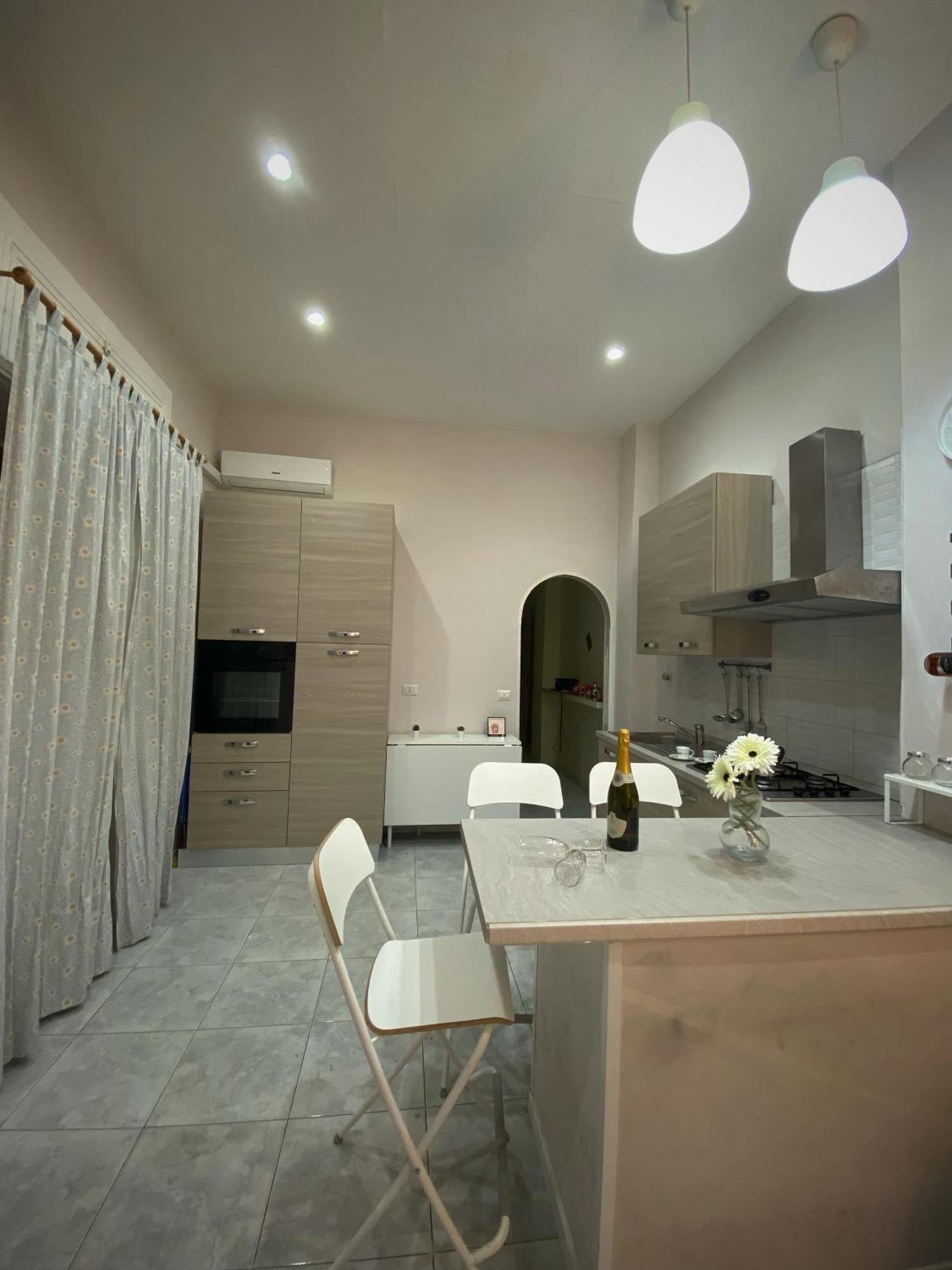 Apartamento La Casa Al Centro " Vicino Al Centro Storico Di Napoli" Exterior foto