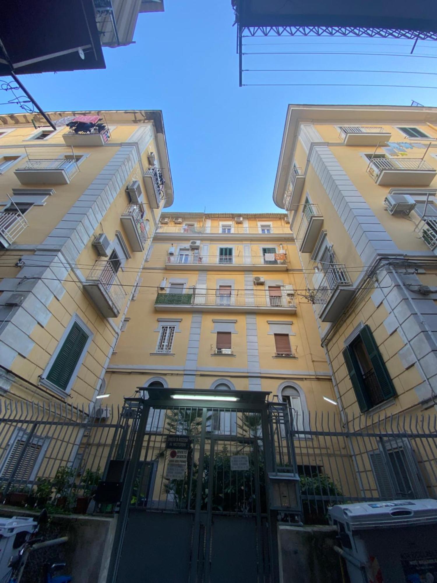 Apartamento La Casa Al Centro " Vicino Al Centro Storico Di Napoli" Exterior foto